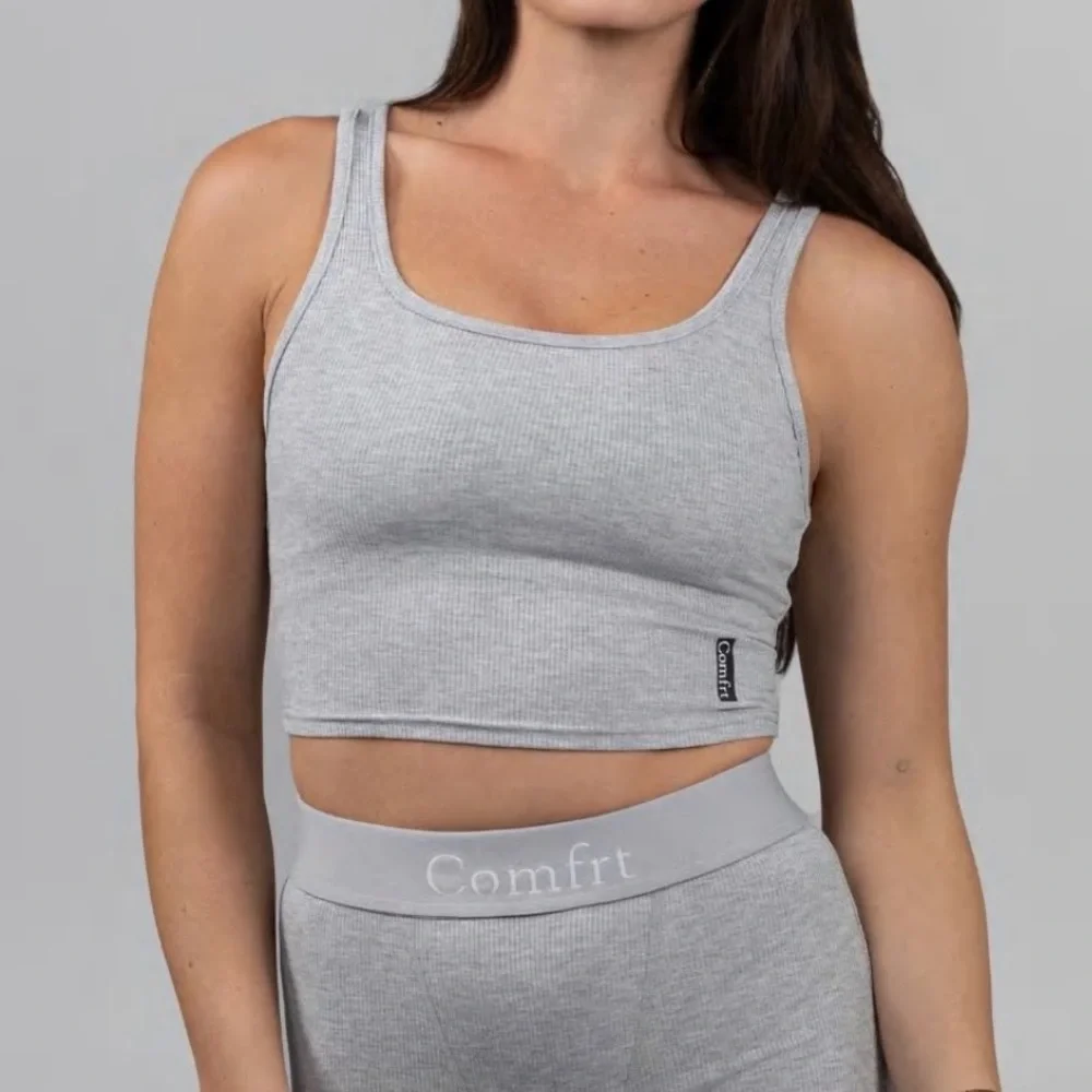 Comfrt Rib Contour Crop Tank - Picture 2 of 5
